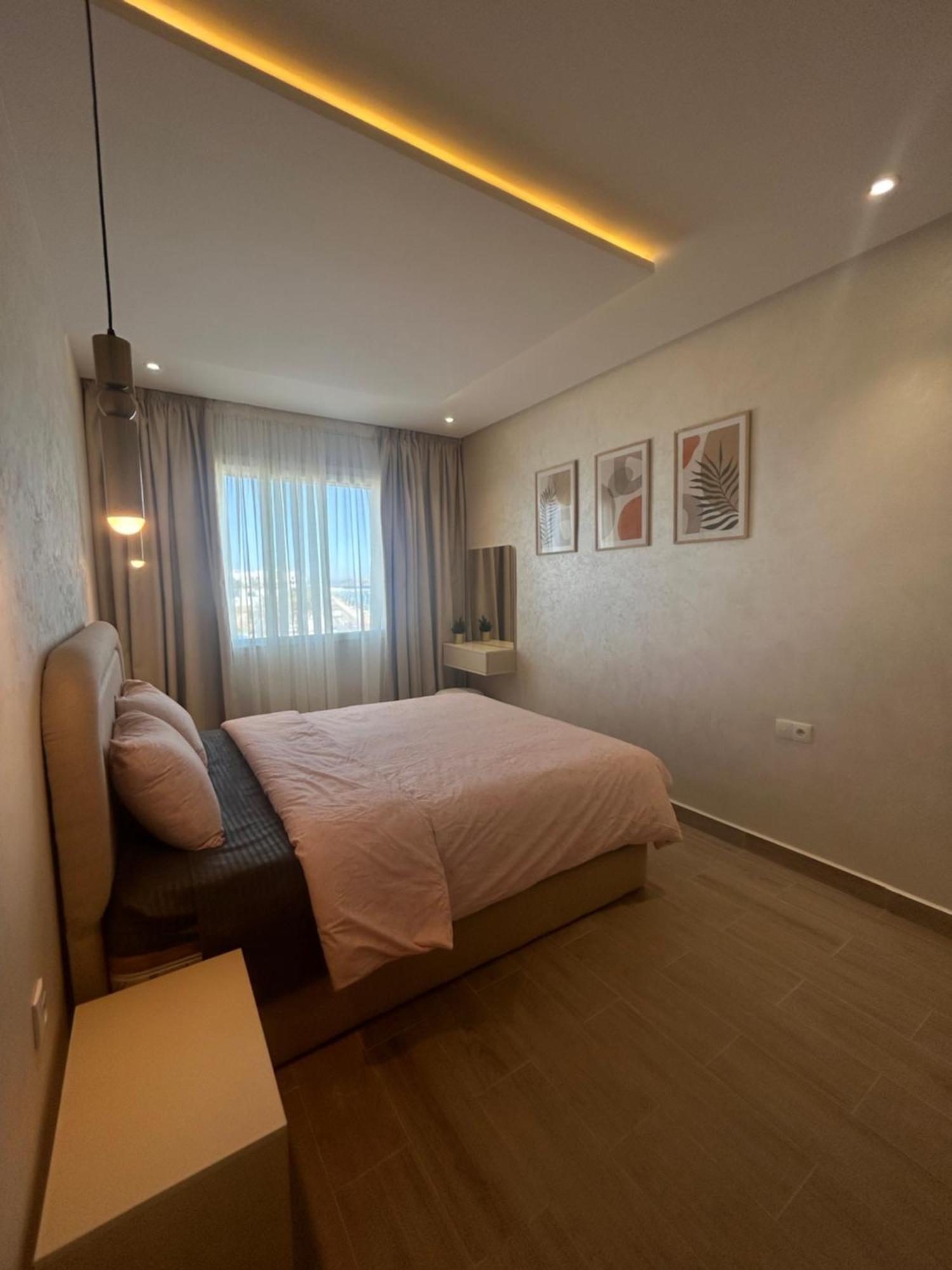 Appartement Haut Standing En Face De La Marina Et A 200M Du Port De Tanger - Appt 2 Bagian luar foto